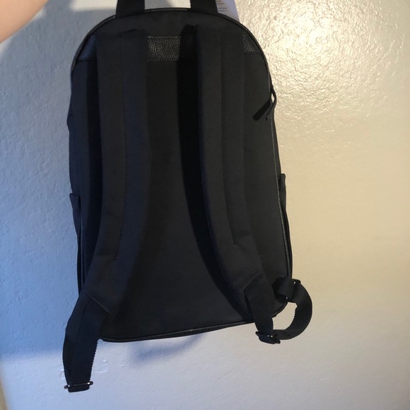 lululemon - Picture 6 of 6